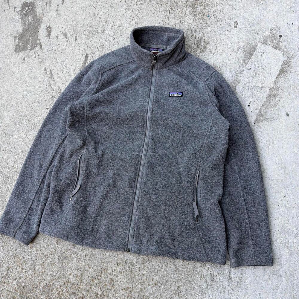 Grey patagonia synchilla fleece zip Size XL